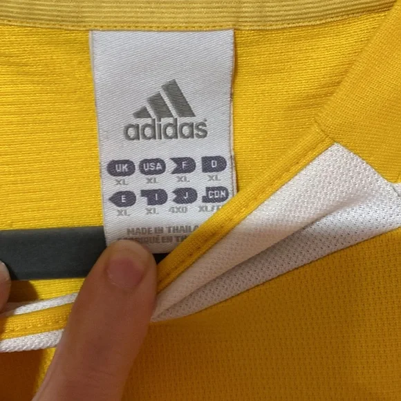 Adidas mens xl retro gold/white jersey. Mint condition. - Picture 2 of 6
